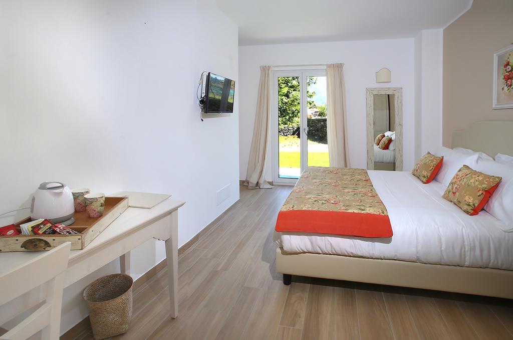 Foresteria Villa Margherita Colico Buitenkant foto